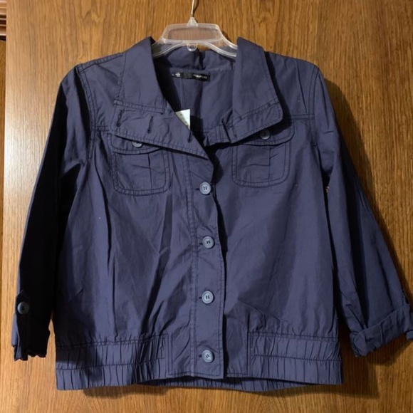 Jacket - Picture 1 of 5